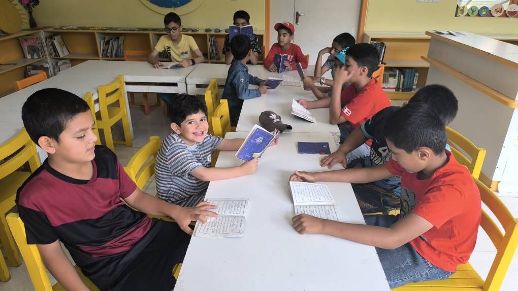 1309330-1 ترویج ارزشهای ایثار و مقاومت در مراکز صفاشهر و مرودشت