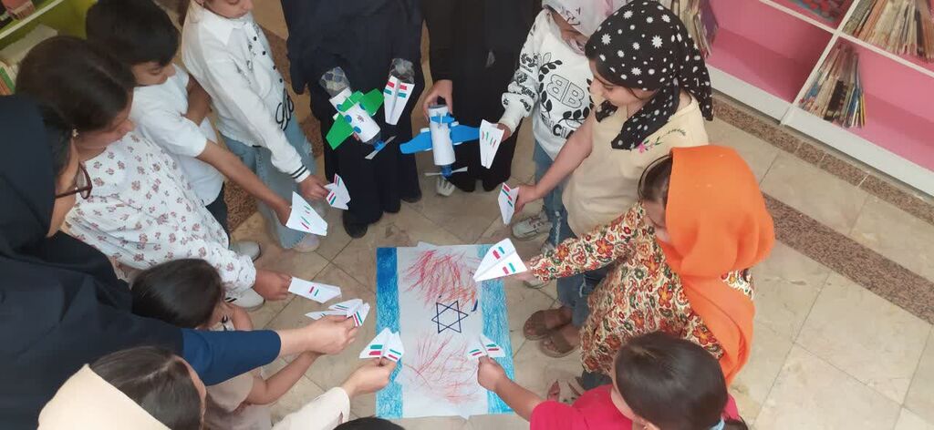مراکز کانون همدان از "ساخت موشک کاغذی" تا کارگاه نقاشی " کودک قهرمان"