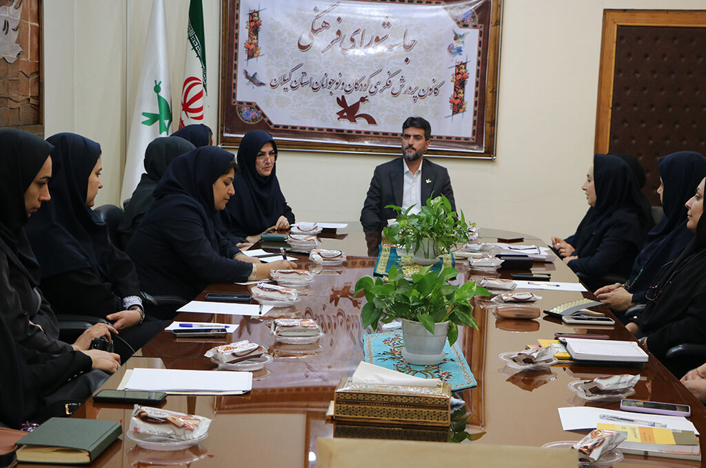 1309629-1 کارگاه آشنایی با عناصر داستاننویسی و شیوههای آموزش نوشتن خلاق