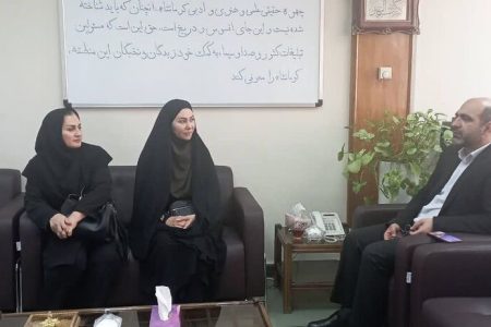 نشست سرپرست کانون کرمانشاه با مدیرکل صدا و سیمای استان