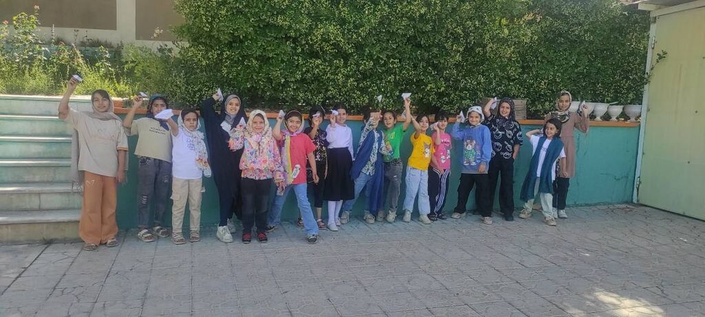 1309773-1 فعالیتهای فرهنگی و آموزشی ویژه کودکان در مراکز کانونهای اقلید و قیروکارزین