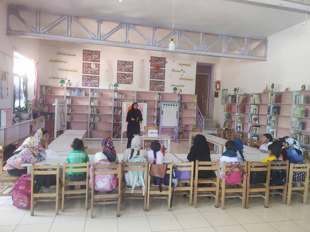 1309774-1 فعالیتهای فرهنگی و آموزشی ویژه کودکان در مراکز کانونهای اقلید و قیروکارزین