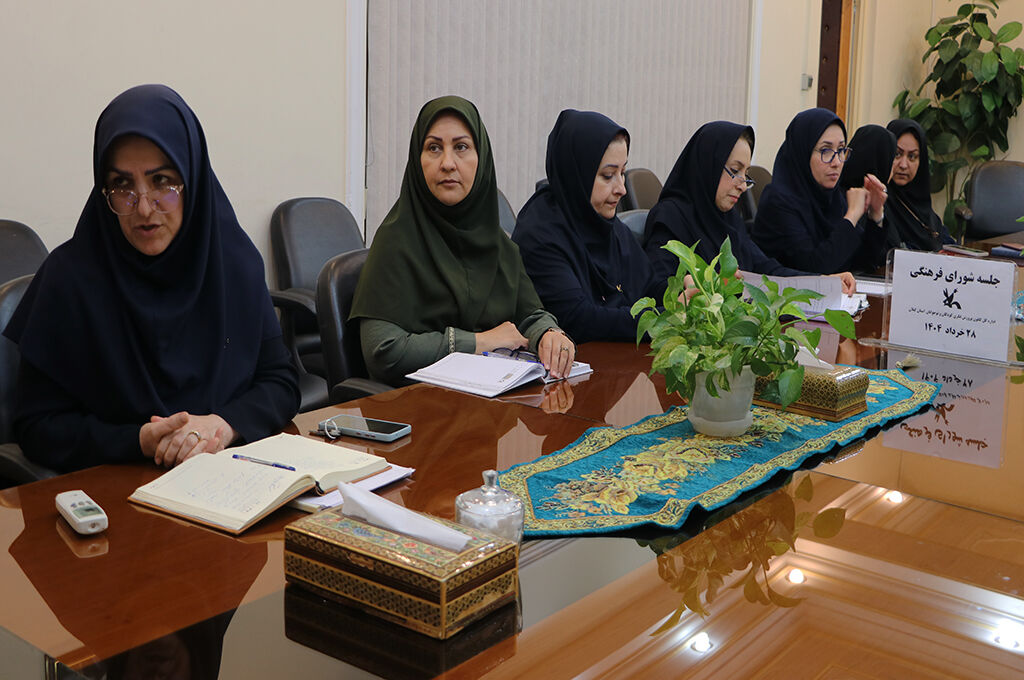 1309872-1 لزوم مدیریت شرایط جنگی در بستر فضای فرهنگی / نوآوری برای کودکان و نوجوانان در اولویت باشد