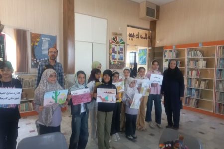 ویژه برنامه بیابان زدایی در کانون پرورش فکری شهر کمیجان