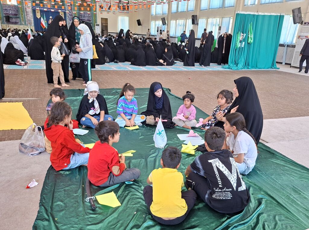 1310091-1 اعلام انزجار اعضای کانون پرورش فکری یاسوج و باشت با ساخت موشک کاغذی از رژیم صهیونیستی