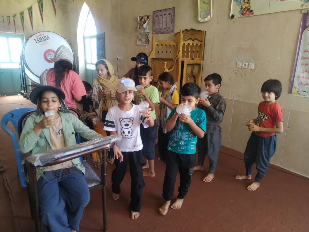 1310207-1 تابستانی متفاوت برای کودکان حسینآباد و روستای موردک