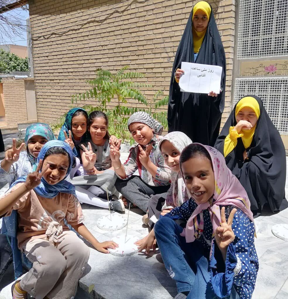 1310585-1 ساخت ساعت آفتابی در مرکز فرهنگی، هنری جیمآباد