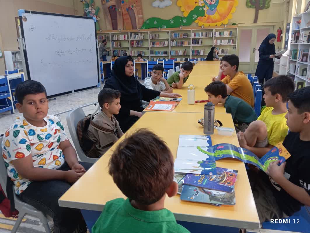 1310744-1 استقبال پرشور فعالیتهای تابستانی در کانون استان مرکزی در اولین روز از تابستان