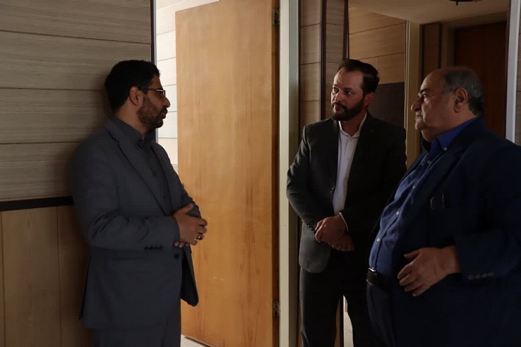 دیدار مدیرکل کانون پرورش فکری استان اصفهان با شهردار بهارستان