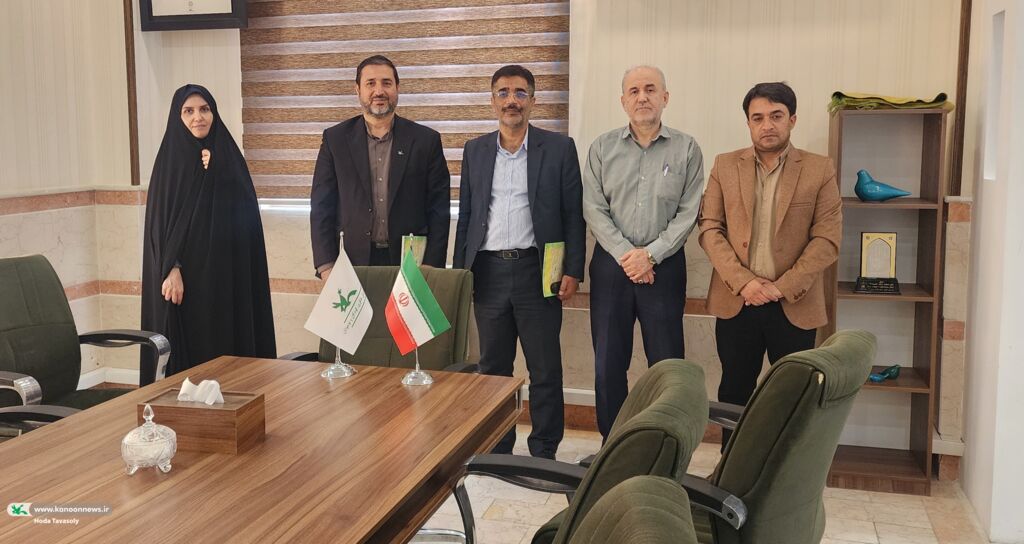 1311038-1 انعقاد تفاهم نامه میان کانون وسازمان منابع طبیعی و آبخیزداری استان قم