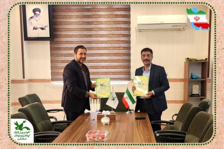 انعقاد تفاهم نامه میان کانون وسازمان منابع طبیعی و آبخیزداری استان قم