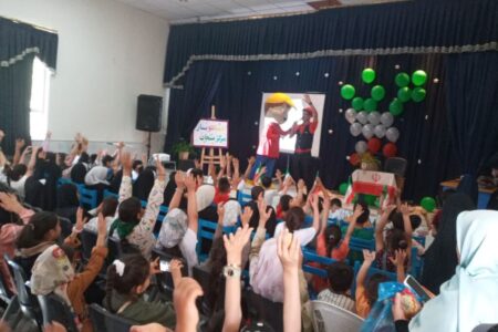 جشن آغاز فعالیت‌های تابستانی در کانون استان مرکزی