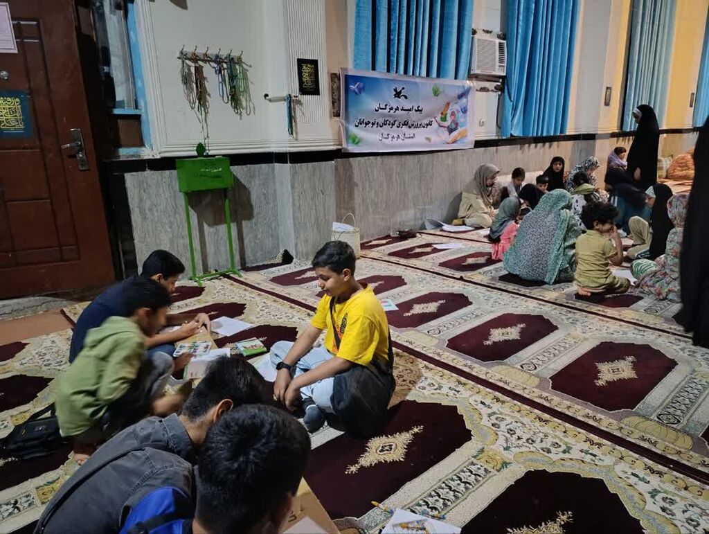  اجرای پیک امید در شهرک پیامبر اعظم بندرعباس