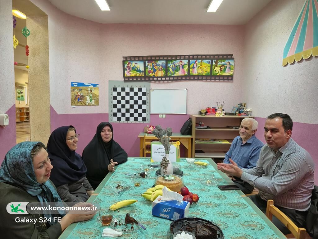 لبخند بر لب بازنشستگان کانون گلستان؛ روزی که زحمات دیروز دیده شد!