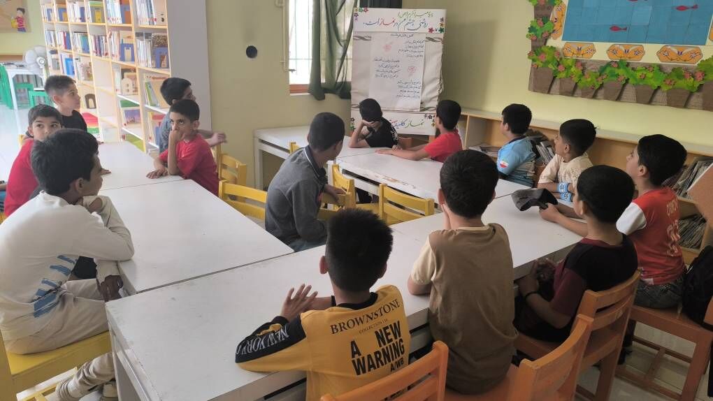 1312082-1 کودکان و نوجوانان مرودشتی، میهمان ویژهبرنامهای با رنگ حماسه و فناوری شدند