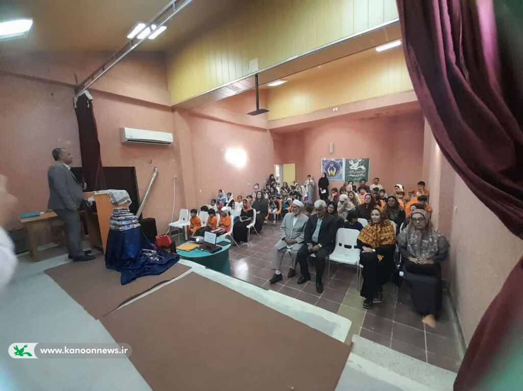 ویژه‌برنامه «ایران استوار» و جشن آغاز کلاس‌های تابستانه در گمیشان برگزار شد