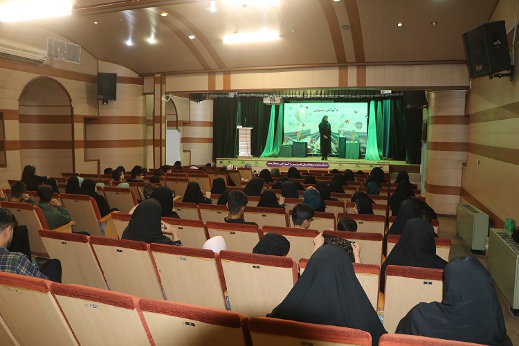 1312485-1 گردهمایی «کودکان عاشورایی» در اصفهان برگزار شد