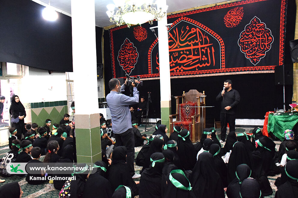 سومین گردهمایی «کودکان عاشورایی» کانون لرستان در خرمآباد سومین گردهمایی «کودکان عاشورایی» کانون لرستان در خرمآباد