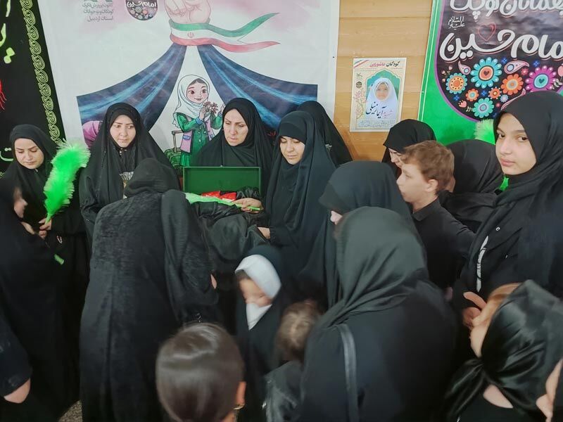 سومین گردهمایی کودکان عاشورایی در اردبیل برگزار شد