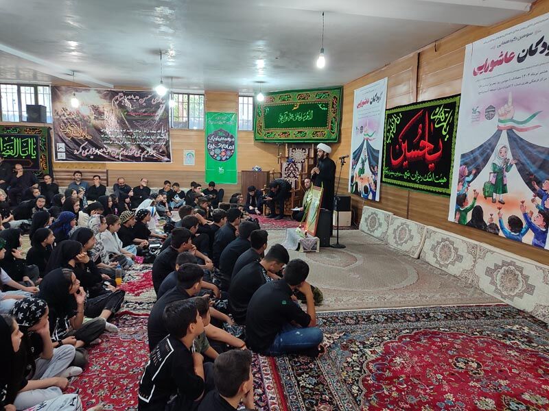سومین گردهمایی کودکان عاشورایی در اردبیل برگزار شد