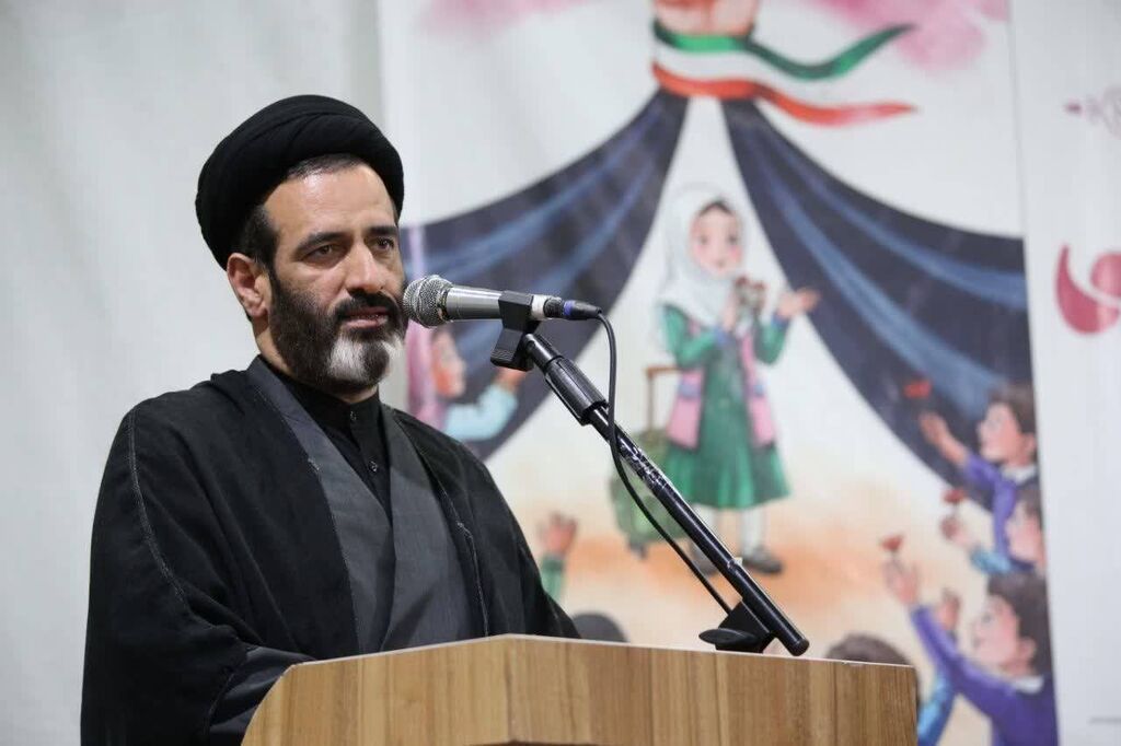 سومین آیین گردهمایی کودکان عاشورایی در شهرستان سنقر