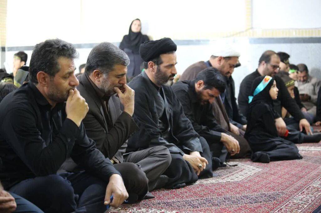سومین آیین گردهمایی کودکان عاشورایی در شهرستان سنقر