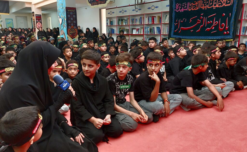 1313010-1 سومین گردهمایی کودکان عاشورایی در زنجان؛ نمایش شور، شعور و تربیت حسینی