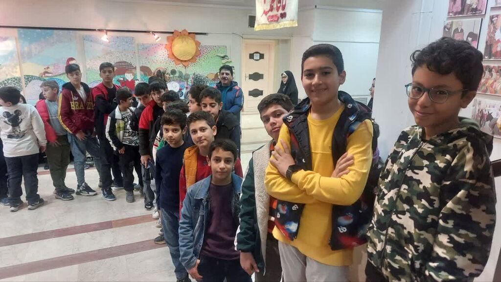 1313377-1 آغاز تولید دو عنوان سرود فاخر با مضامین «مقاومت» و «وطندوستی» در زنجان