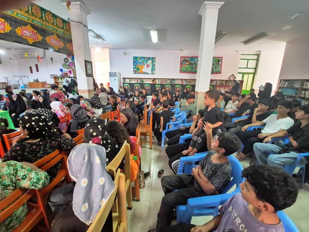 گردهمایی «میهمانان کوچک امام حسین (ع)» در مرکز کانون پرورش فکری کودکان و نوجوانان لنده