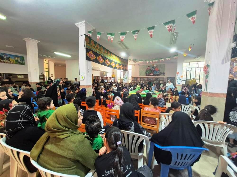 گردهمایی «میهمانان کوچک امام حسین (ع)» در مرکز کانون پرورش فکری کودکان و نوجوانان لنده