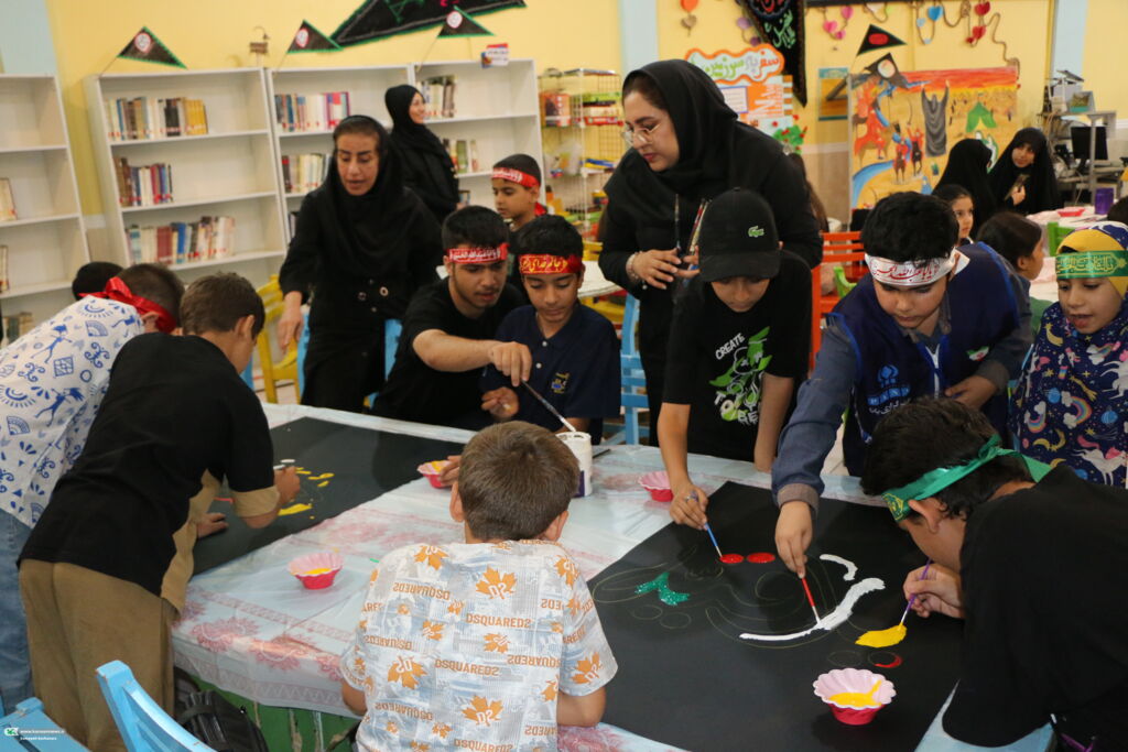 1313965-1 سومین گردهمایی «کودکان عاشورایی» با طعم هنر و حماسه