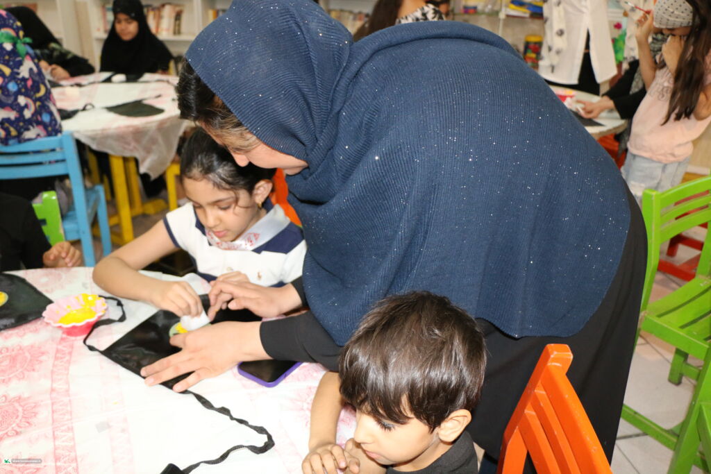 1313980-1 سومین گردهمایی «کودکان عاشورایی» با طعم هنر و حماسه