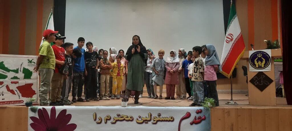 1314075-1 کارگاه یاریگران زندگی در مراکز کانون همدان برگزار شد