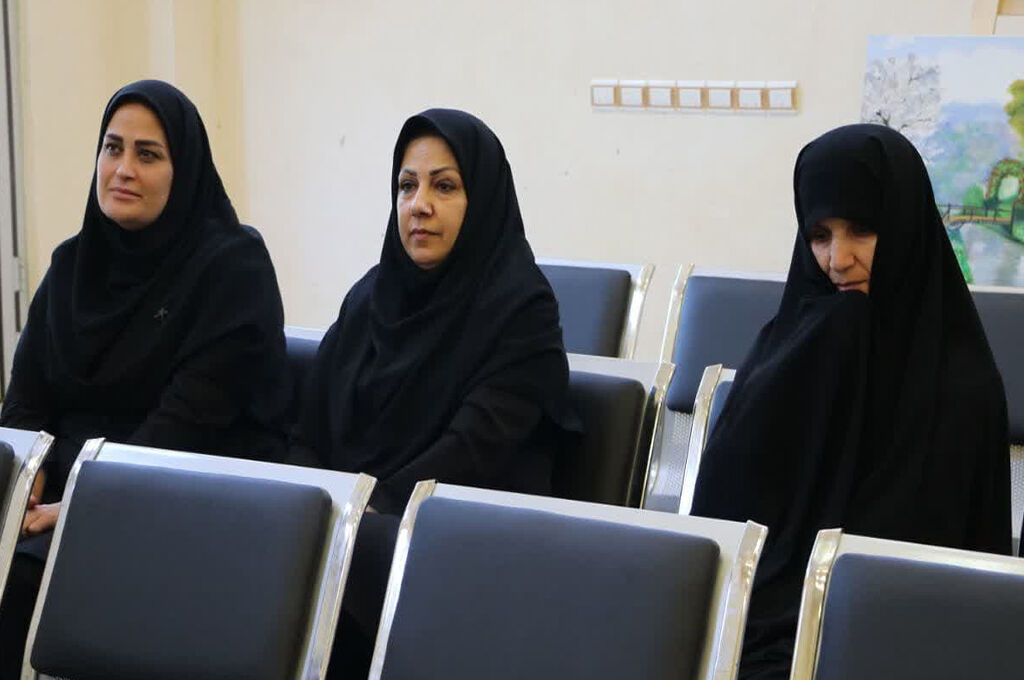 1314207-1 برگزیدگان فراخوان ادبی «قلم» کانون پرورش فکری گیلان تجلیلشدند