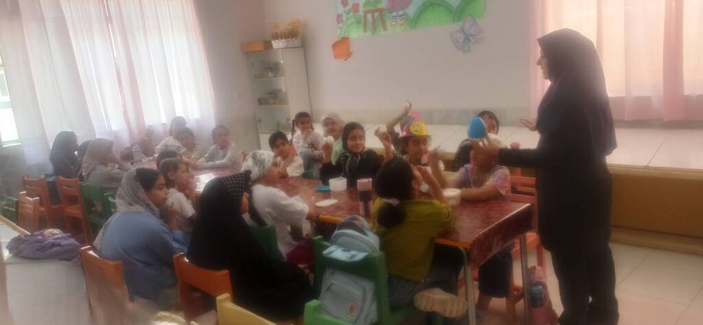 1314452 سفر به دنیای شهابسنگها