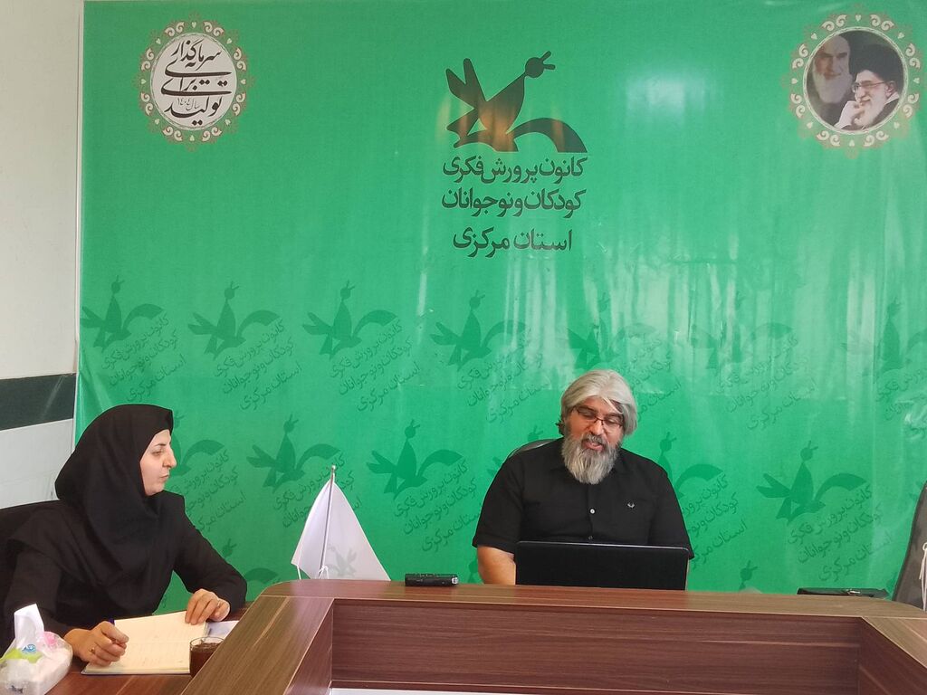 آثار مصور عاشورایی  باید فرهنگ مخاطب کودک را بالا ببرد