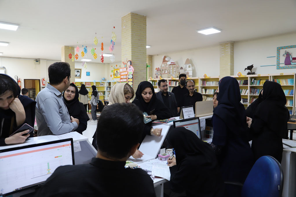 1314615 مدیرعامل کانون از مرکز فرهنگیهنری شماره ۵ اردبیل بازدید کرد