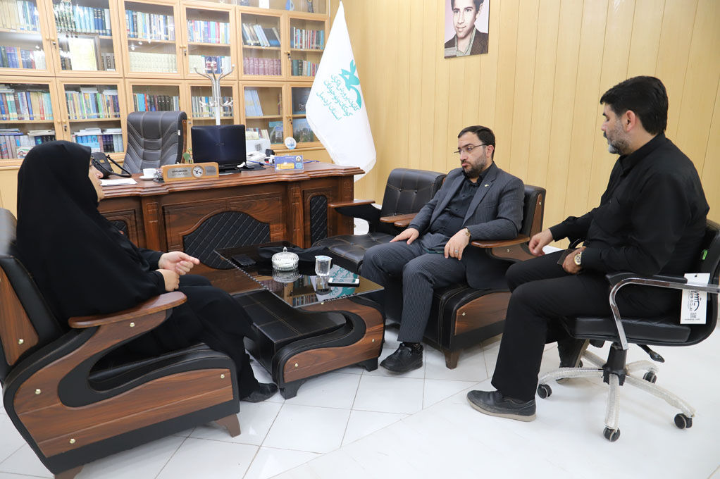 1314617 مدیرعامل کانون از مرکز فرهنگیهنری شماره ۵ اردبیل بازدید کرد