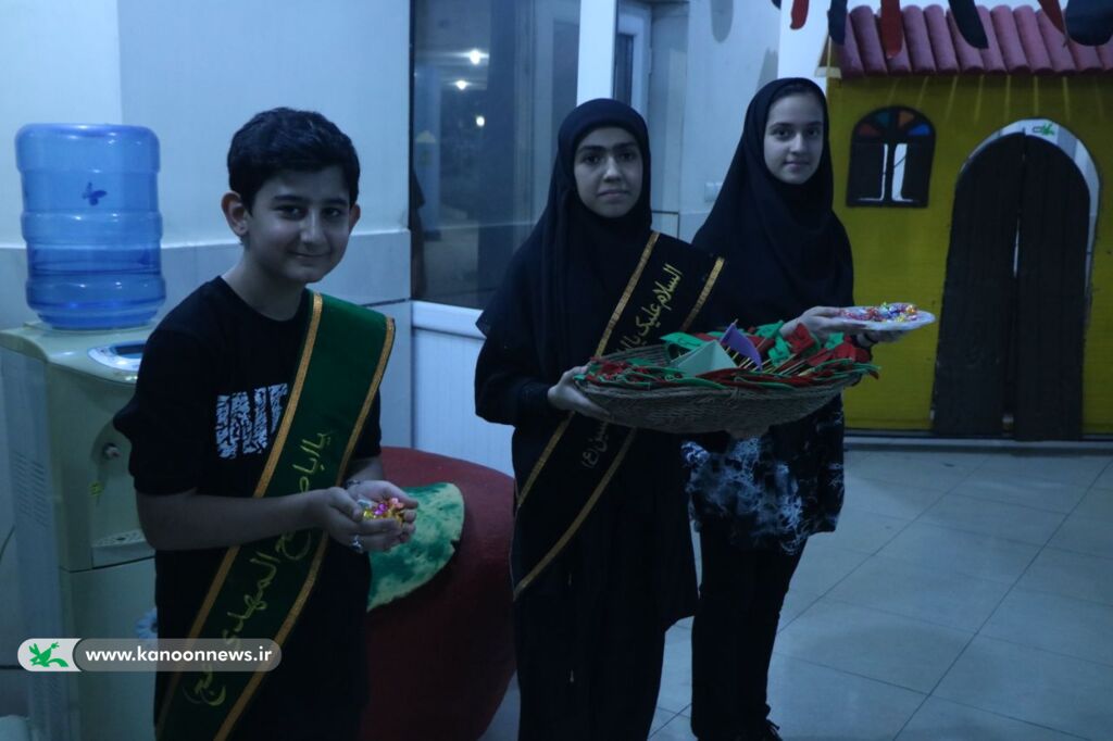 1314646 سوگواره هنری «عاشورا به روایت نسل نو»