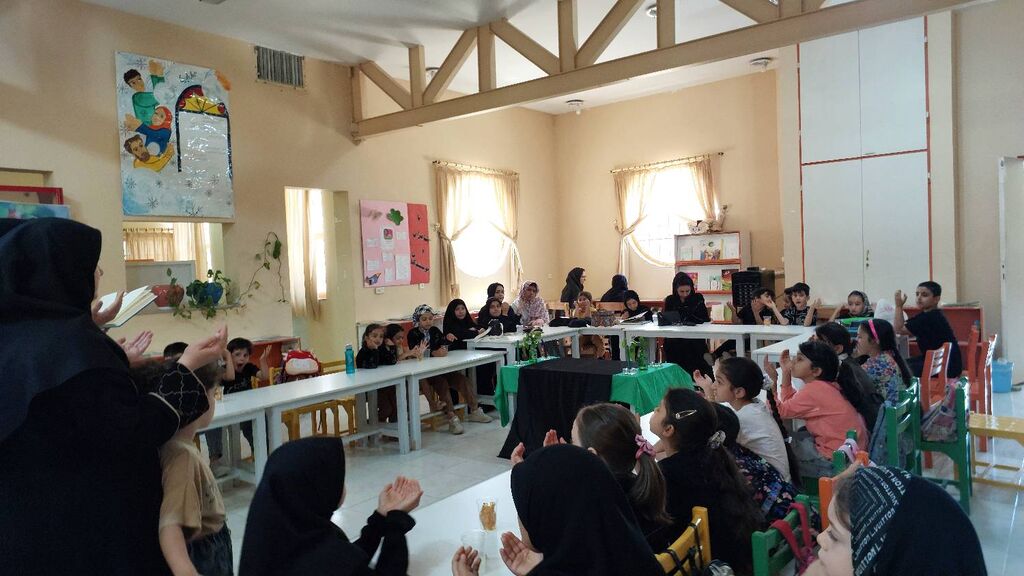 ویژه‌برنامه‌های «گردهمایی کودکان عاشورایی» همراه با دست‌سازه‌های حسینی