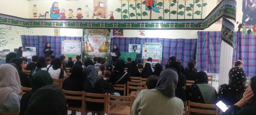 ویژه‌برنامه‌های «گردهمایی کودکان عاشورایی» همراه با دست‌سازه‌های حسینی