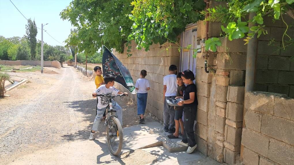 ویژه‌برنامه‌های «گردهمایی کودکان عاشورایی» همراه با دست‌سازه‌های حسینی