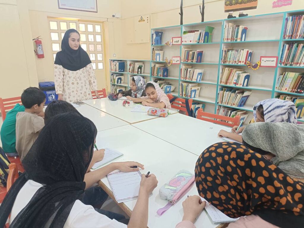 ویژه‌برنامه‌های «گردهمایی کودکان عاشورایی» همراه با دست‌سازه‌های حسینی