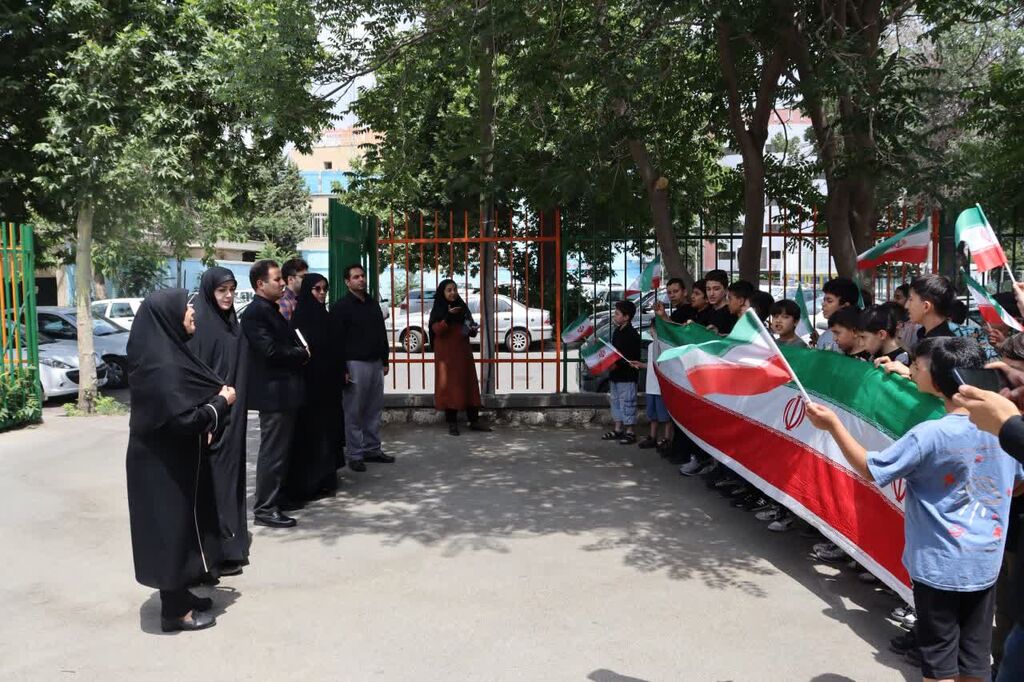 1314954 پیمان نسلی تازه با کربلا/ روایت همنوایی کودکان ایرانی با فرهنگ عاشورا