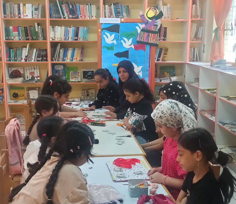 ویژه‌برنامه‌های «گردهمایی کودکان عاشورایی» همراه با دست‌سازه‌های حسینی