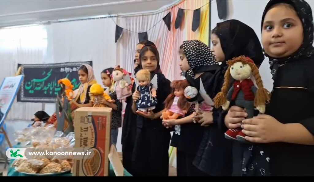 1315106-1 سومین گردهمایی کودکان عاشورایی به یاد شهدای کودک و نوجوان در اردکان برگزار شد
