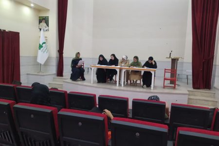 نمایشنامه‌خوانی “دختران آزاده” در مرکز الگوی همدان برگزار شد