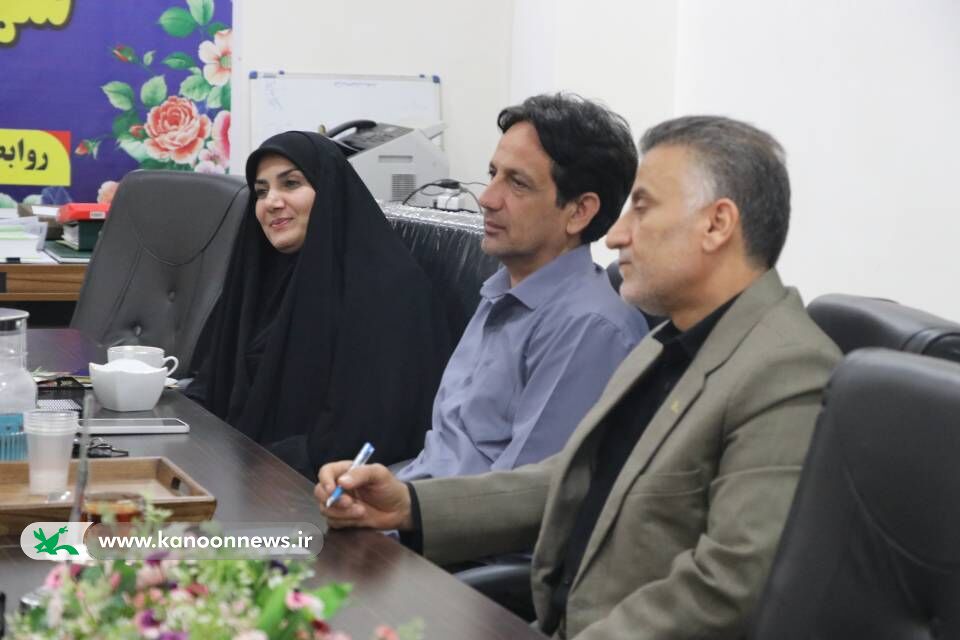 دیدار مدیرکل کانون استان بوشهر با شهردار و شورای اسلامی شهر بهارستان