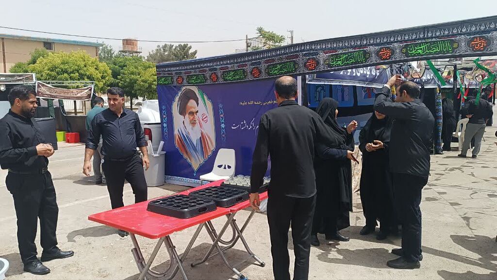 1315410 نمایشگاه امر به معروف و نهی ازمنکر کانون در مصلای شهر ایلام