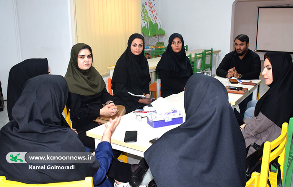 بازدیدمدیرکل کانون لرستان از مراکزخرم آباد بازدیدمدیرکل کانون لرستان از مراکزخرم آباد